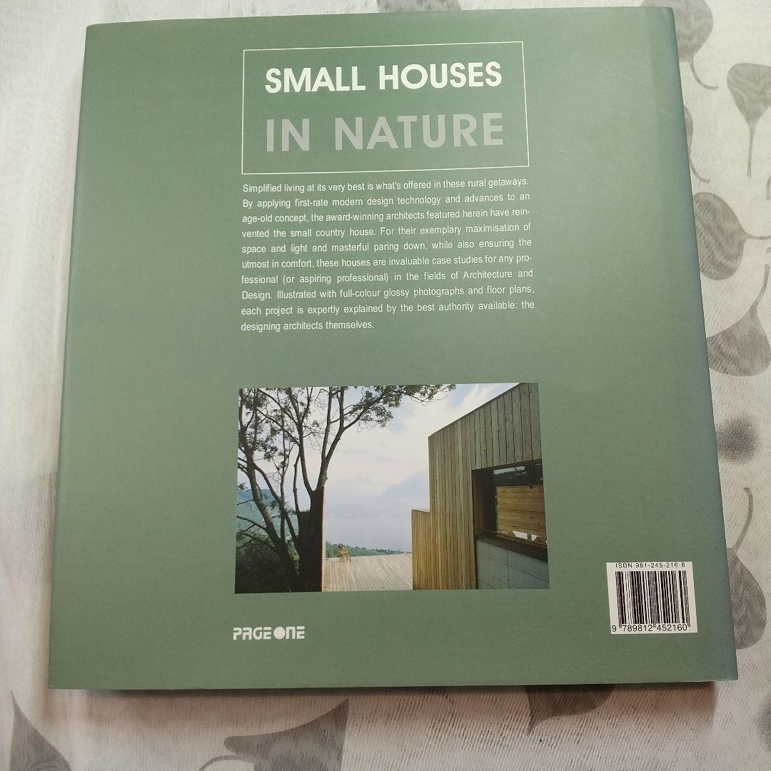 ※レア※　SMALL HOUSES IN NATURE