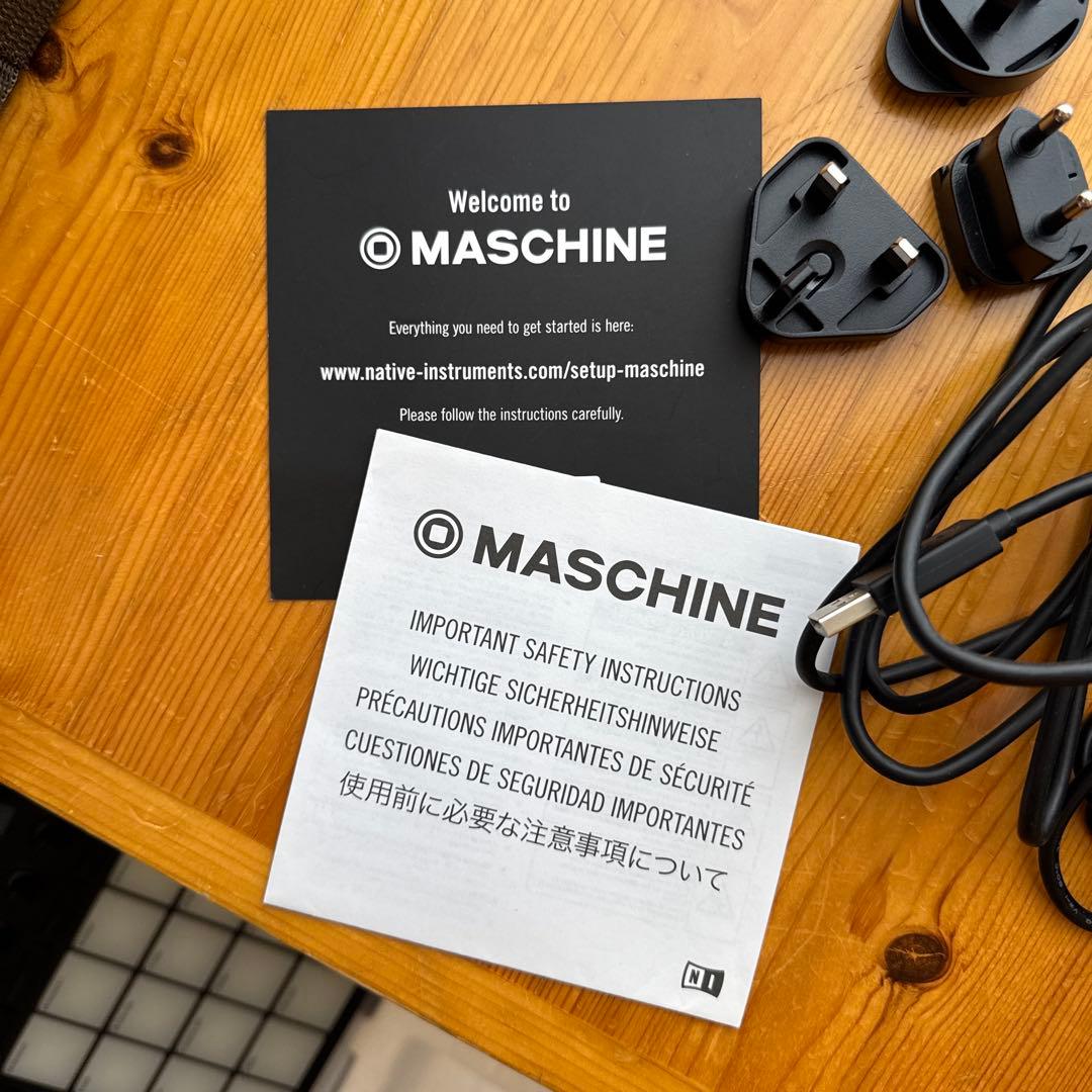 【ほぼ新品】 NATIVE INSTRUMENTS MASCHINE MK3