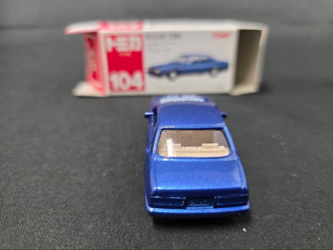 トミカ赤箱104ニッサンシーマとセルシオセット(専用)