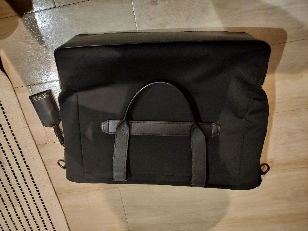 TUMI HARRISON 「ウットサイド」イースト・ウエスト・トート
