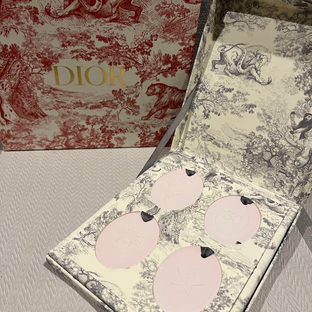 Dior メダリオンセット　オーナメント　芳香剤　薄ピンク
