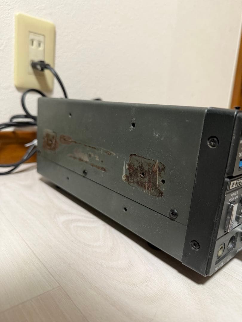 アイコム ICOM IC-R70 通信型受信機 100kHz〜30MHz
