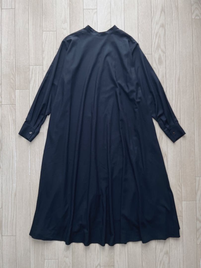 【極美品】ネイビー ミズイロインド T/Rスタンドカラーフレアワンピース