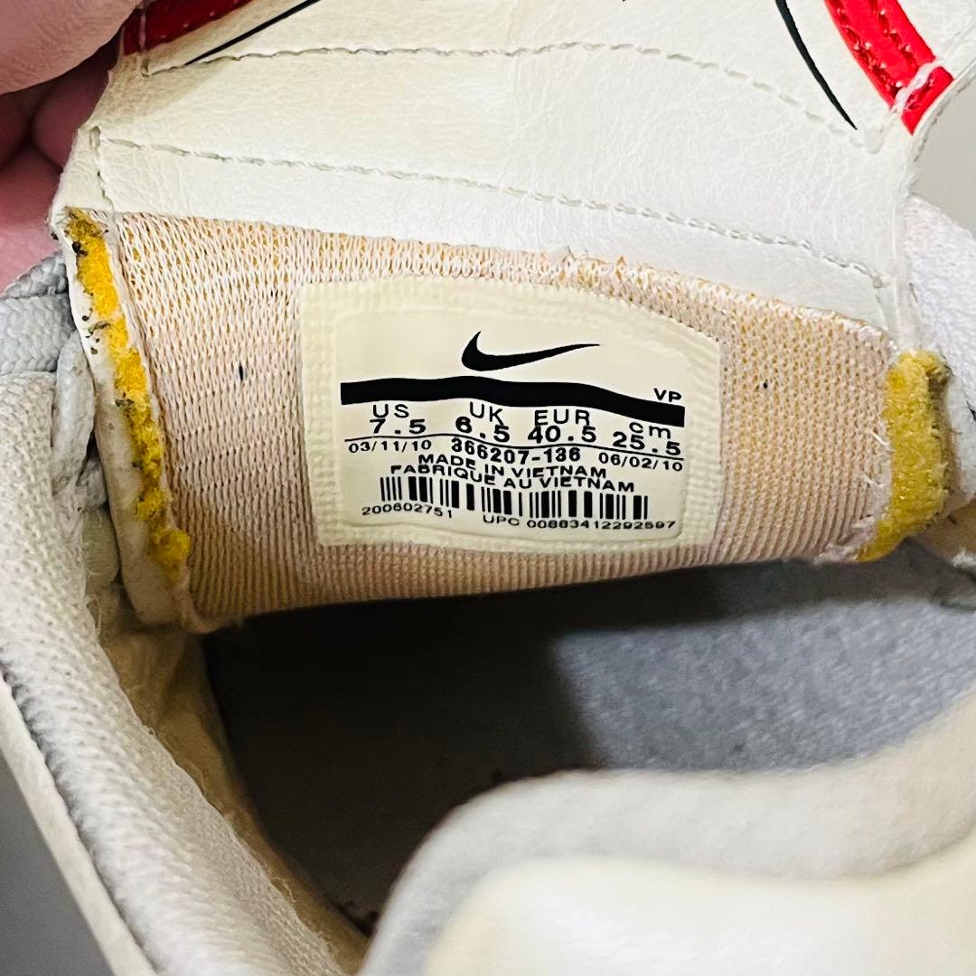 Archive NIKE TIEMPO フットサルシューズ