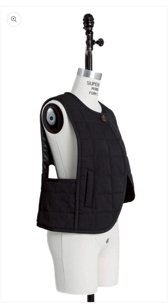 イオレ IORE Reversible Vest BLACK