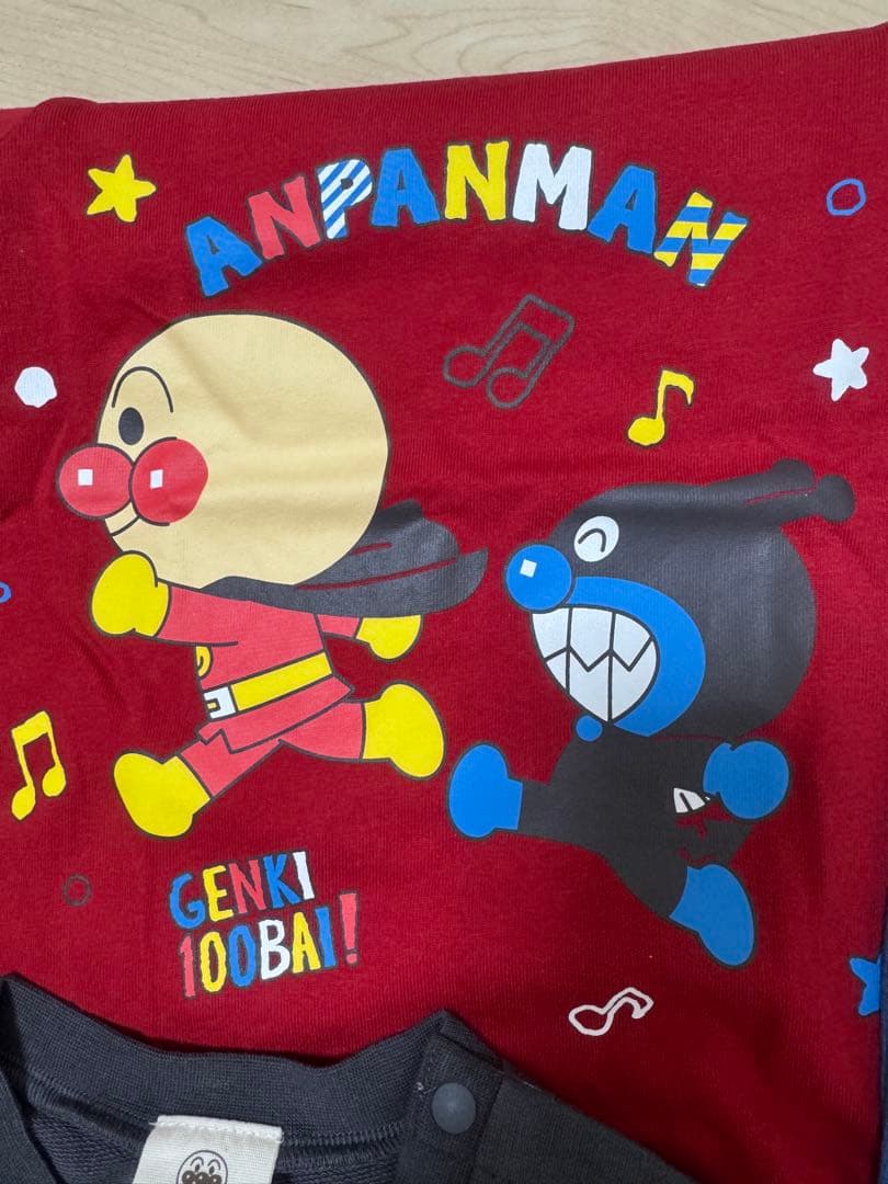 mikky　アンパンマン　長袖Tシャツ7枚＋アイボリートレーナー1枚