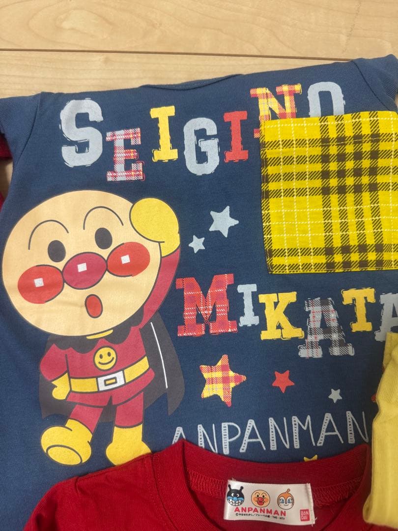 mikky　アンパンマン　長袖Tシャツ7枚＋アイボリートレーナー1枚