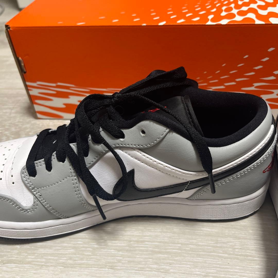 Nike Air Jordan 1 Low ホワイト/グレー/ブラック