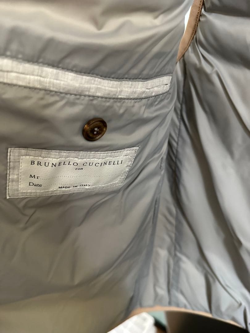 BRUNELLO CUCINELLI ブルネロ・クチネリ　ホワイトダウンベスト