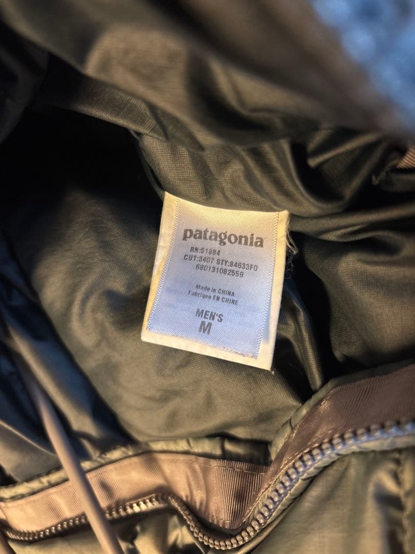 patagonia グレー ダウンベスト M