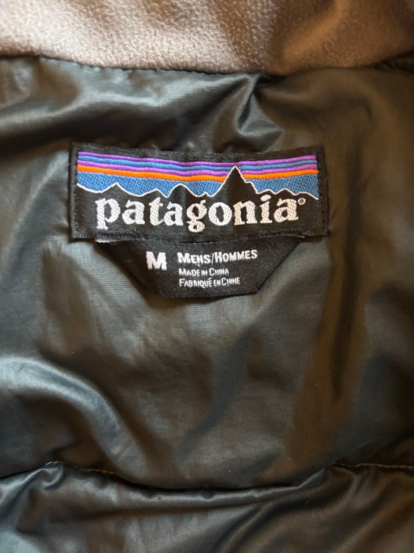 patagonia グレー ダウンベスト M