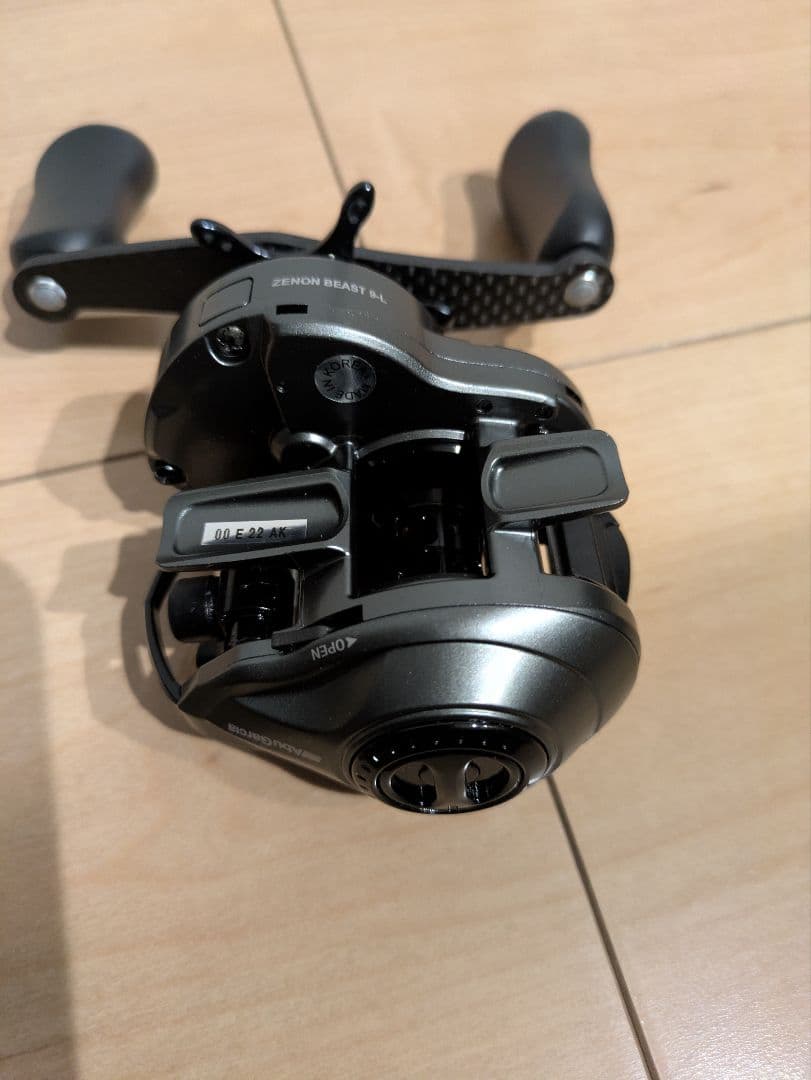 Abu Garcia ZENON ビースト9 左 アブガルシア