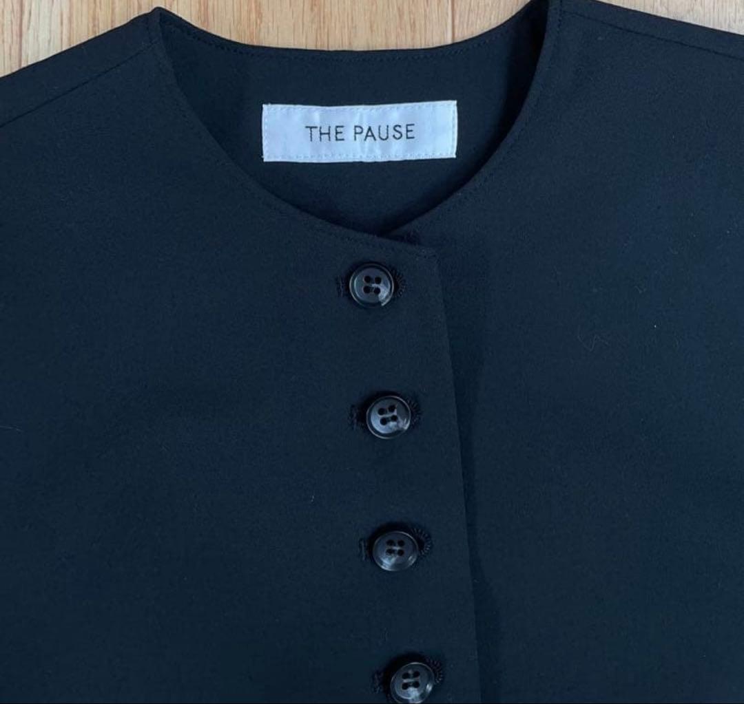 美品【THE PAUSE】トロコンパクトジレ　ウィムガゼット