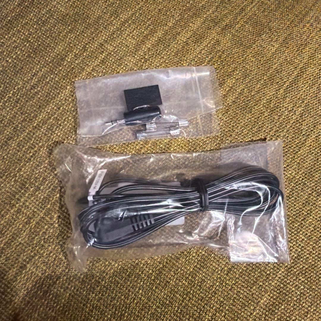 【美品】ICOM IC-705 Wind Campクレードル付き