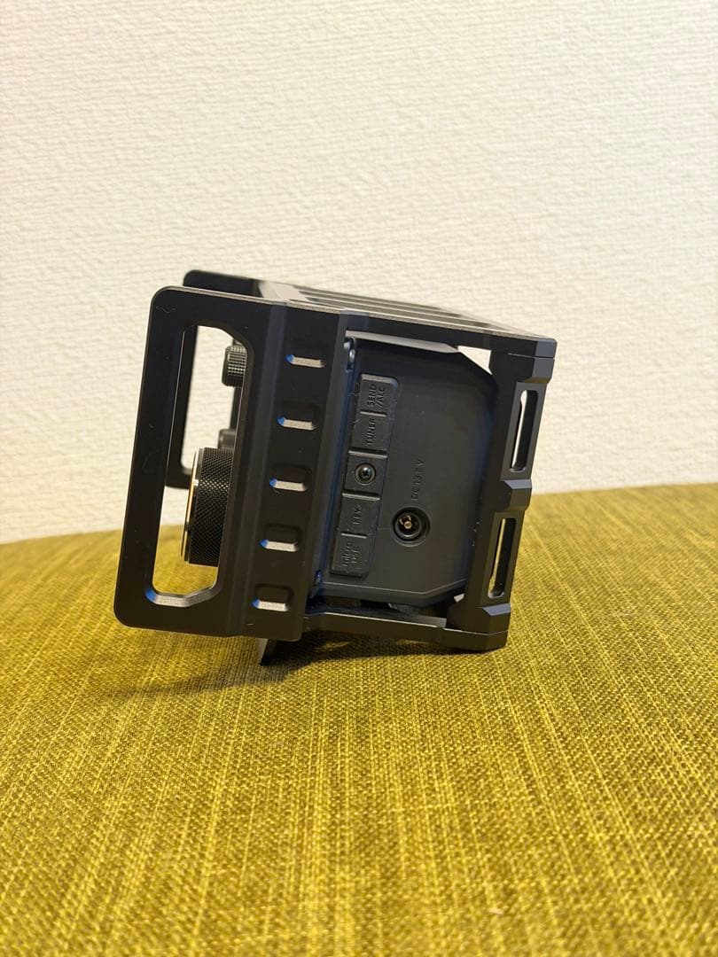 【美品】ICOM IC-705 Wind Campクレードル付き