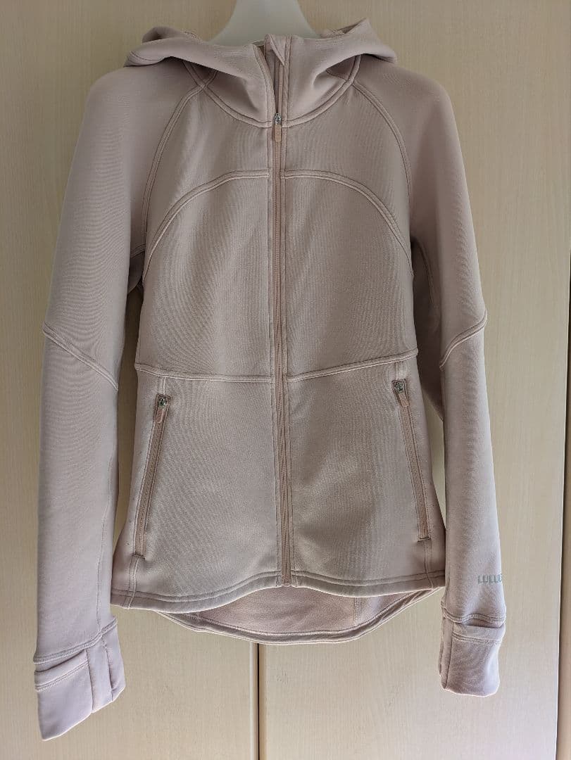 lululemonフルジップフードジャケット サイズ８
