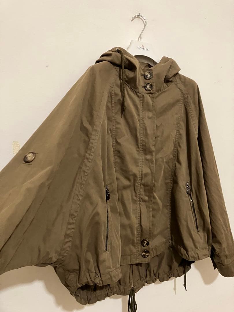 Moncler モンクレール　モモンガ型フード付きコットンジャケット