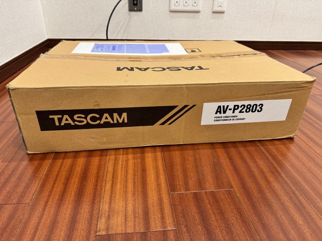TASCAM AV-P2803 電源シーケンサー／パワーディストリビューター