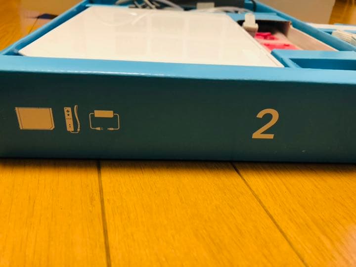 Wii本体＋パーティ♪♪ソフト3本+リモコン追加てプレゼント！