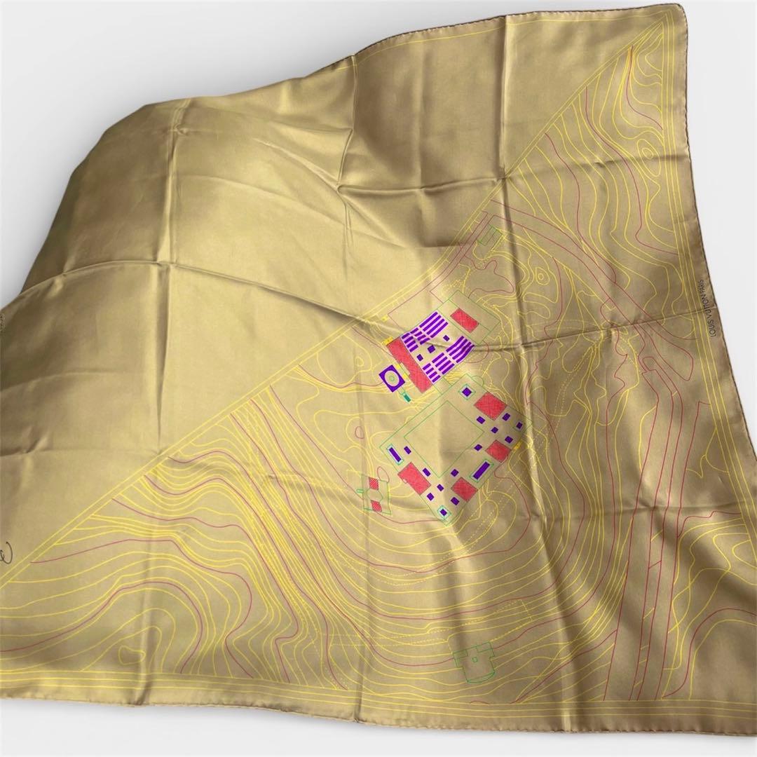 Louis Vuitton Silk スカーフ Beige 限定