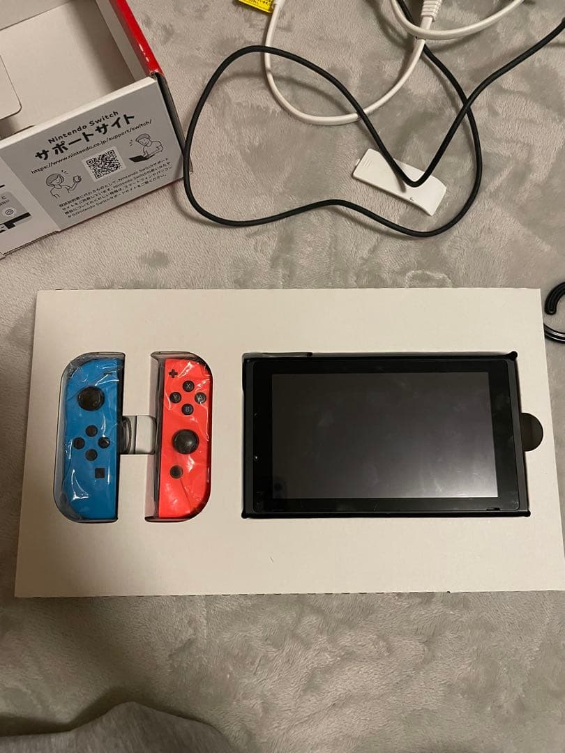 【箱あり】Switch 本体 赤/青 Joy-Con付き　動作確認済み