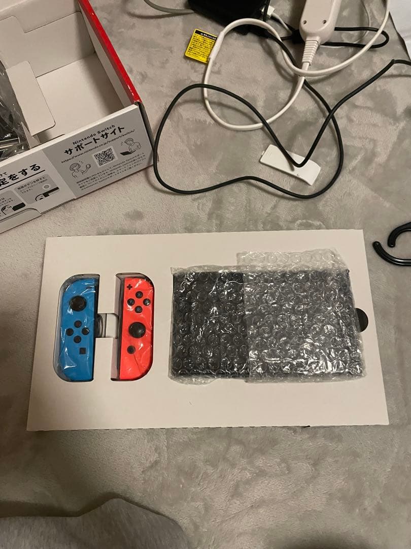 【箱あり】Switch 本体 赤/青 Joy-Con付き　動作確認済み