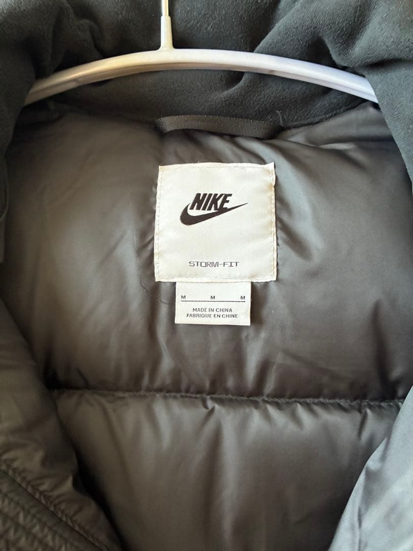 Nike ダウンベスト　STORM-FIT ブラック M
