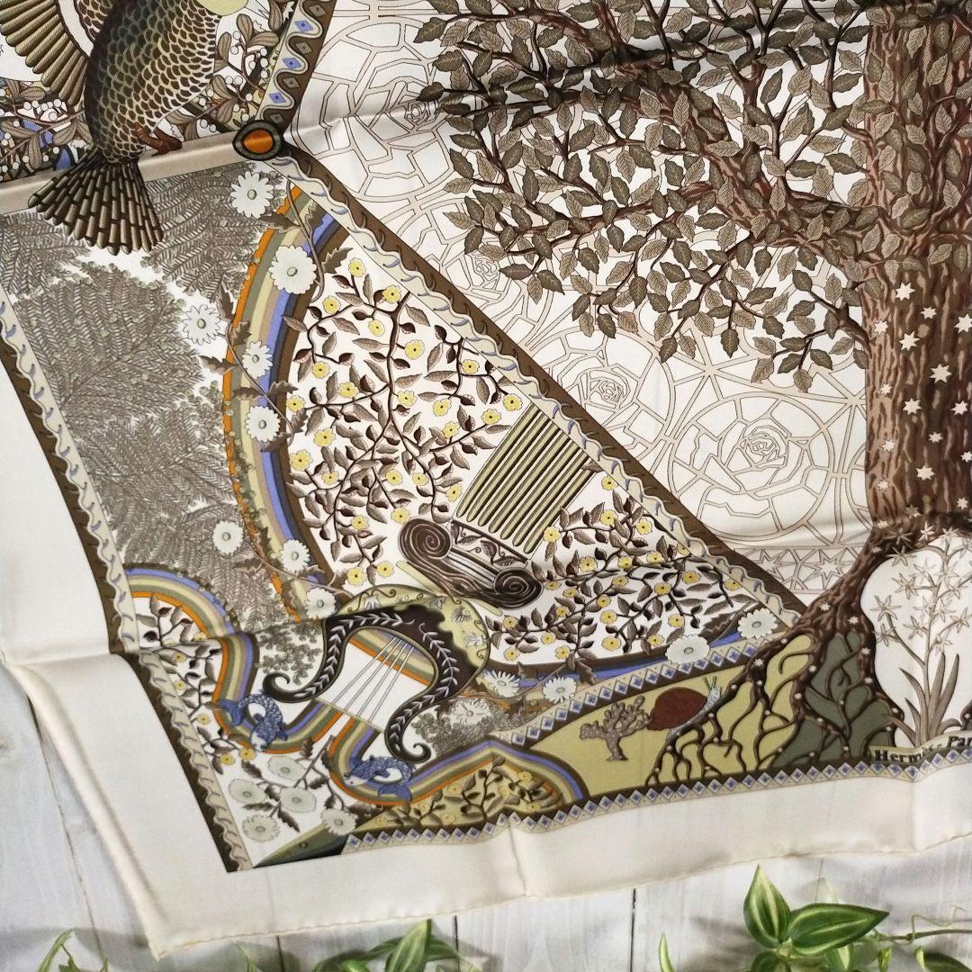 ☘️新品未使用☘️ HERMES カレ90　Axis Mundi 世界の中心軸