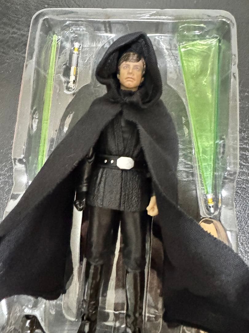 S.H.Figuarts ルーク・スカイウォーカー フィギュア　マンダロリアン