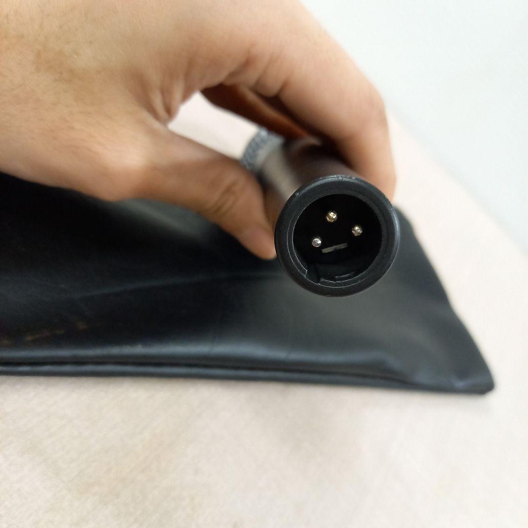 SHURE ボーカル用ダイナミックマイク SM58 レザーケース付き②