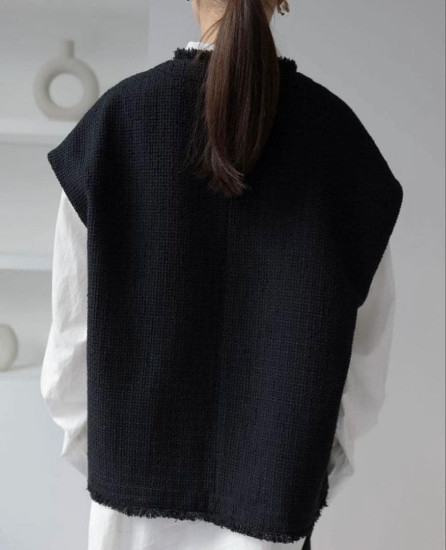 最低価格‼️【新品】Na.e ナエ Novel Tweed Vest ジレ　ベスト