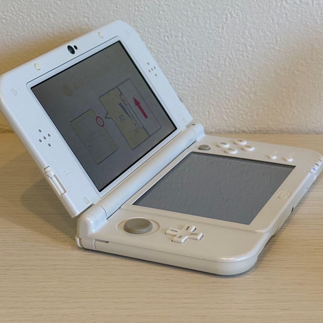 New ニンテンドー3DS LL パールホワイト 3-038