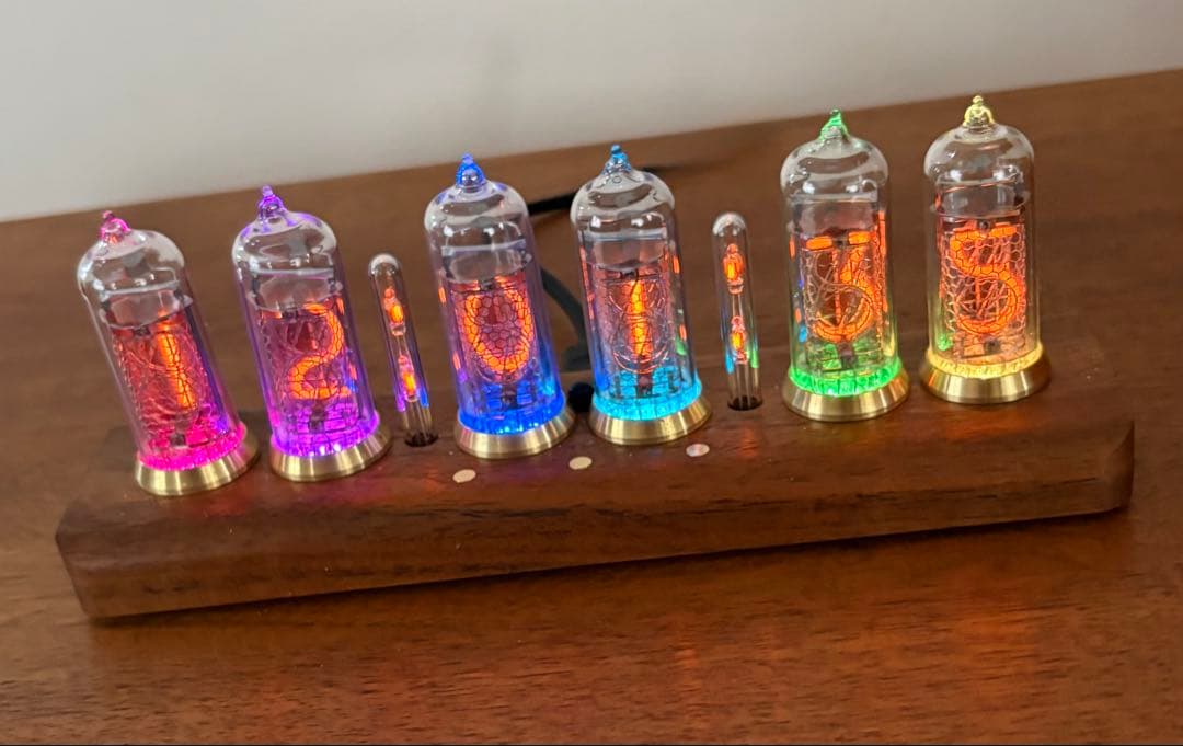 ニキシー菅　真空管時計 LEDライト付き