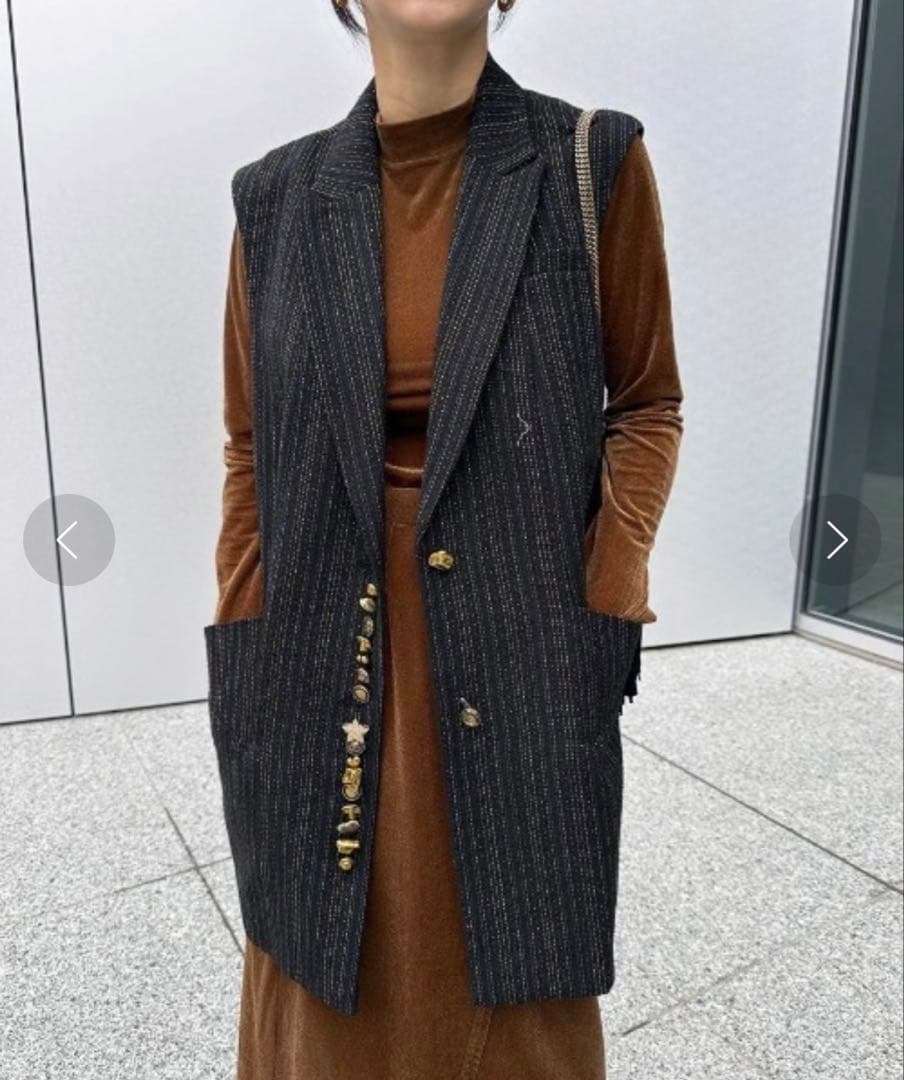 Sサイズ アメリ UND MANY MOTIF BUTTON VEST