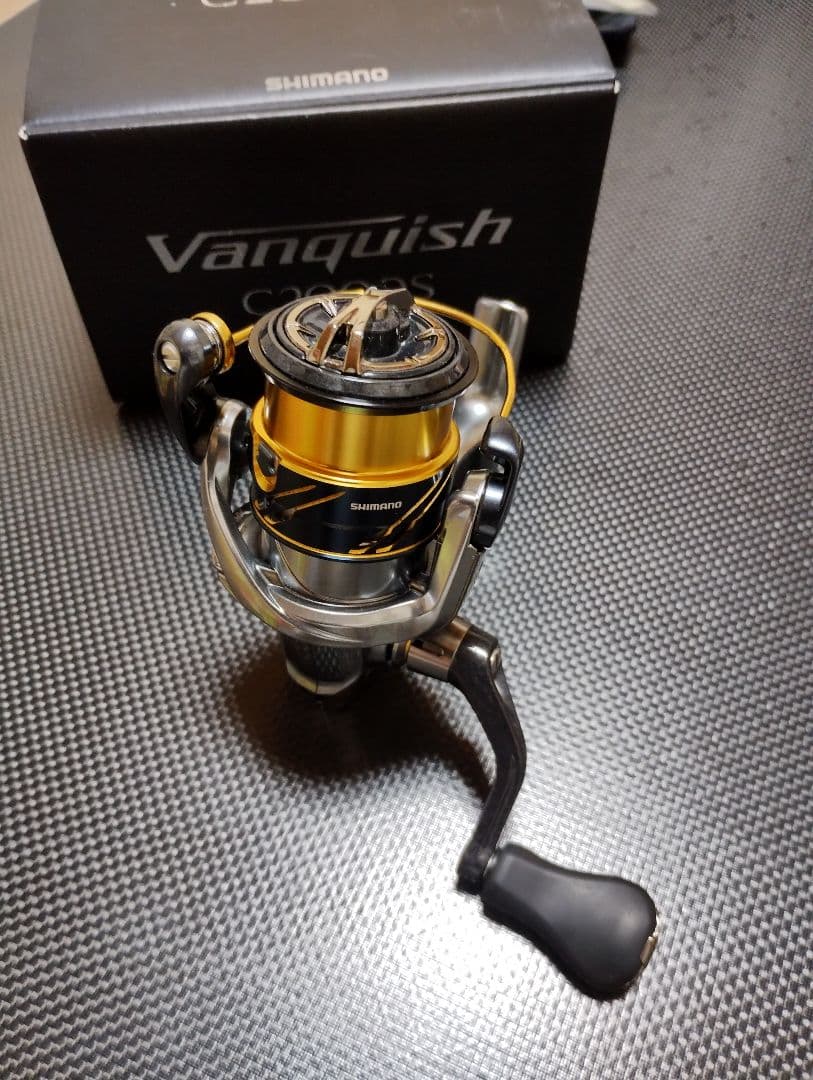 SHIMANO シマノ １６ヴァンキッシュＣ２０００Ｓ 美品 機関良好品
