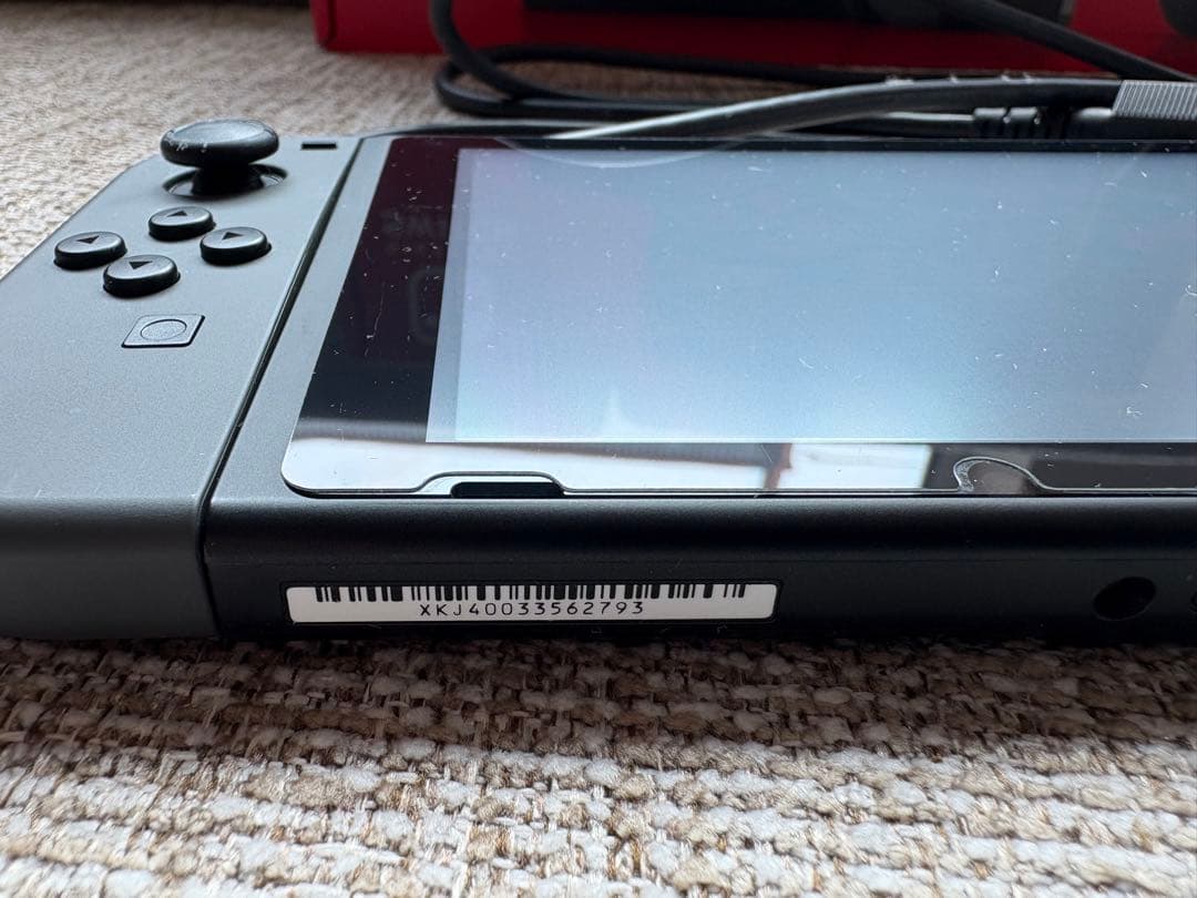 美品　ニンテンドースイッチ　Nintendo Switch 本体 グレー　箱あり