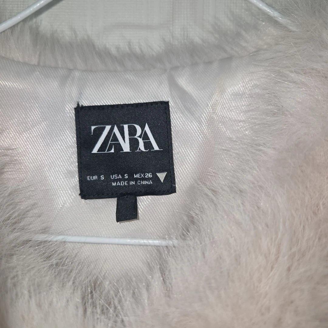 ZARA ショート フェイク ファー ベスト ライトベージュ
