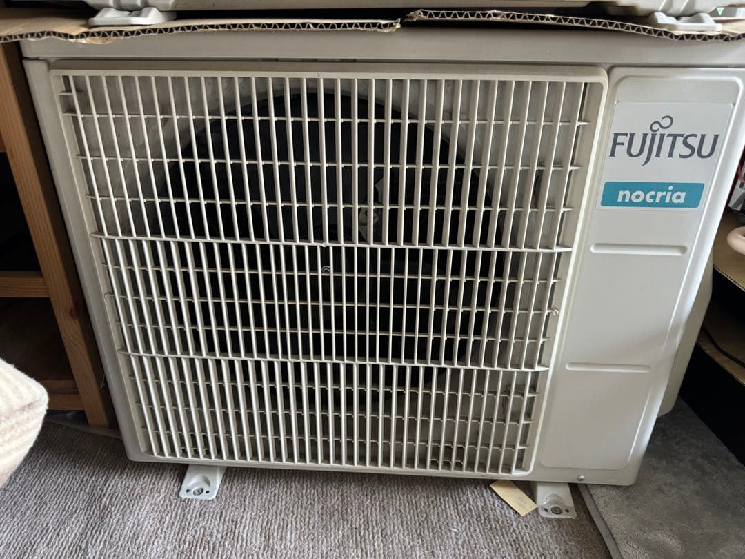 室外機も込 6畳用 富士通 エアコン クーラー 2019年製 2.2kw 22