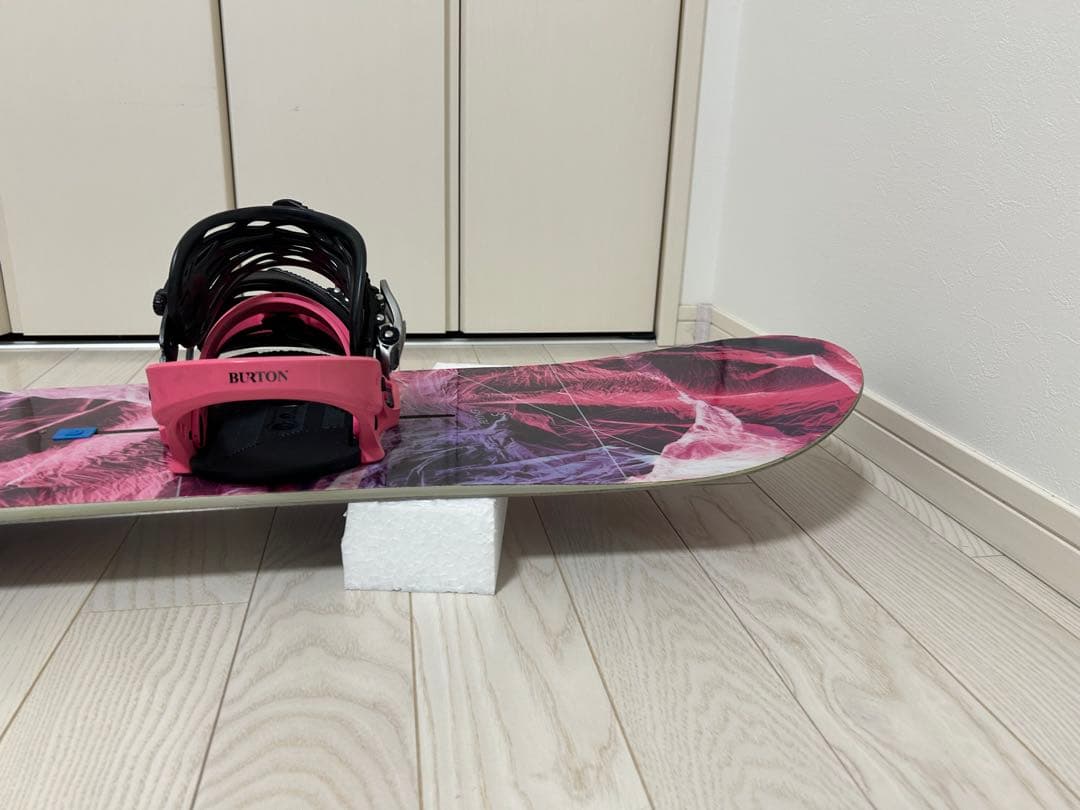 スノーボード BURTON FEELGOOD FLYING V 155