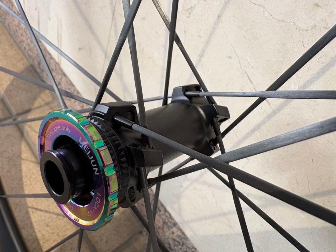 【軽量】中華カーボンリム、カーボンスポーク20H F40、R50、内幅24mm