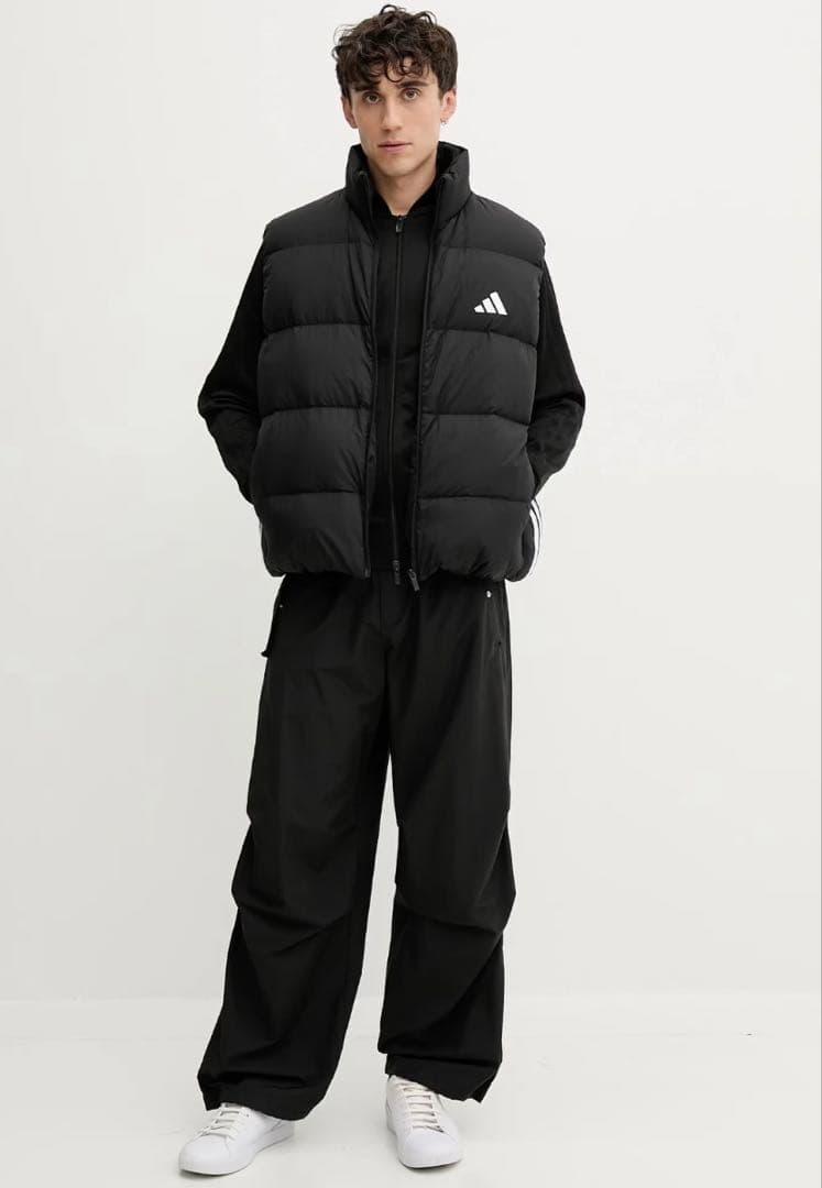 adidas Essentials ダウンベスト 2XLサイズ 新品未使用