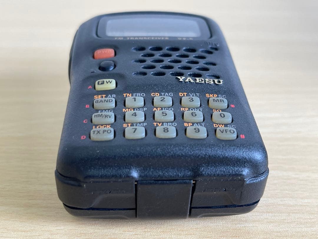 八重洲無線 YAESU VX-5 50/144/MHz トランシーバー