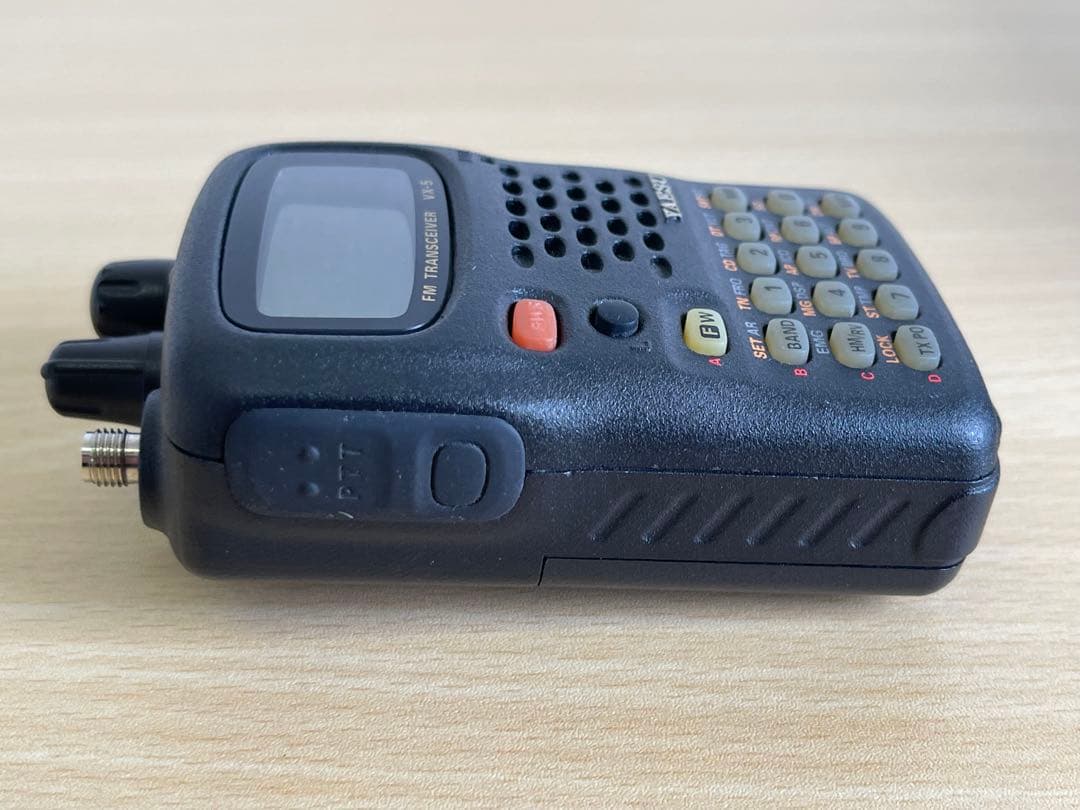 八重洲無線 YAESU VX-5 50/144/MHz トランシーバー