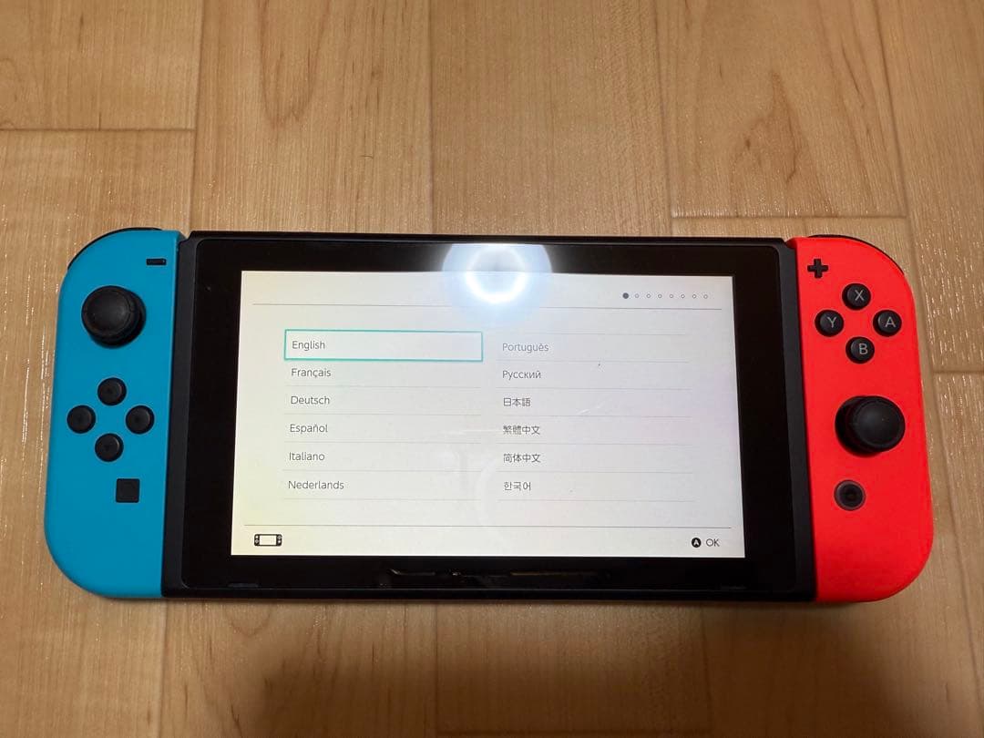 Nintendo Switch 本体 青/赤 Joy-Con 任天堂　スイッチ