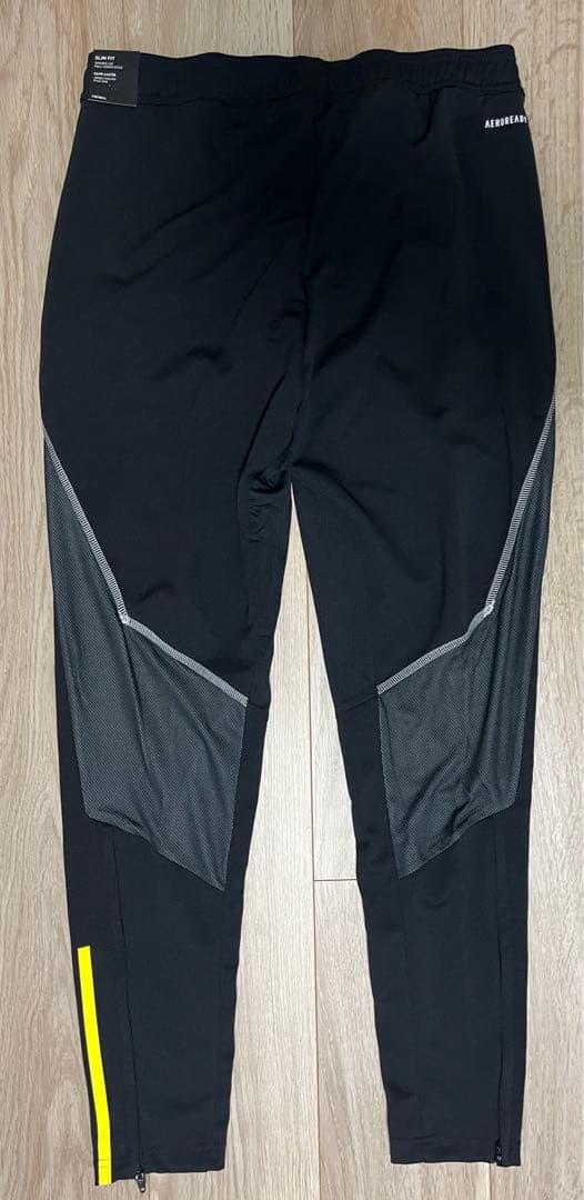 adidas セルティック　トラックパンツ　トレーニングパンツ　ジャージ　新品