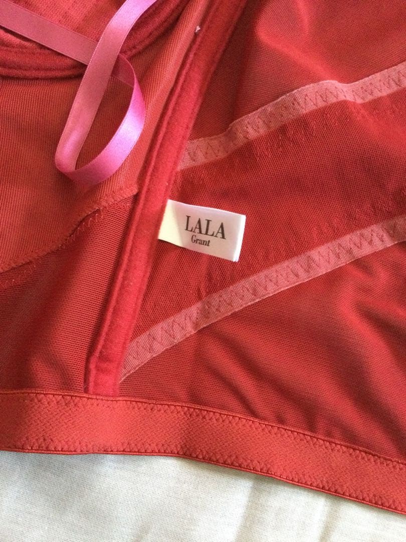 グラントイーワンズ　LALA　ビスチェ