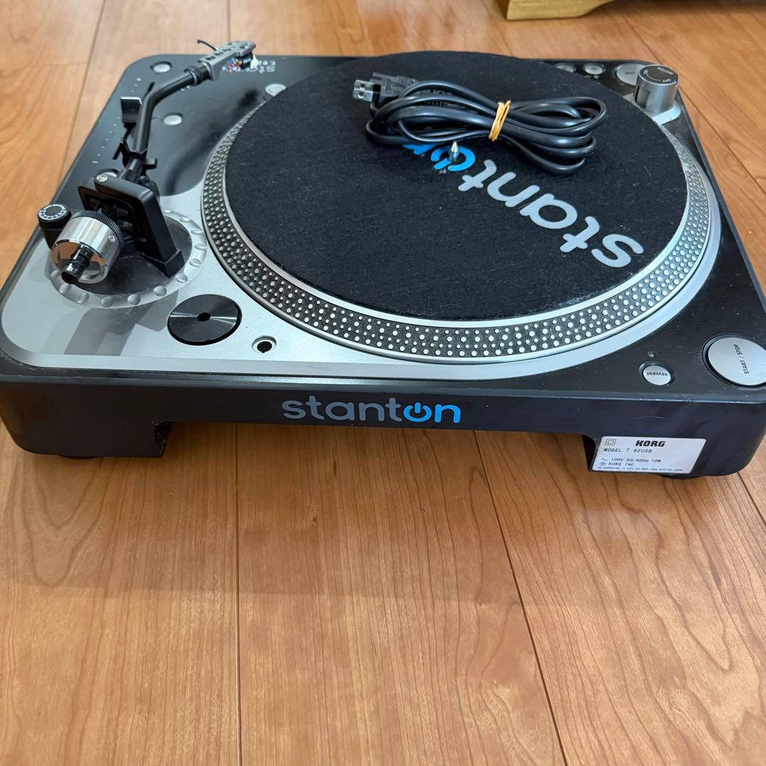 stanton T.92 USB ターンテーブル