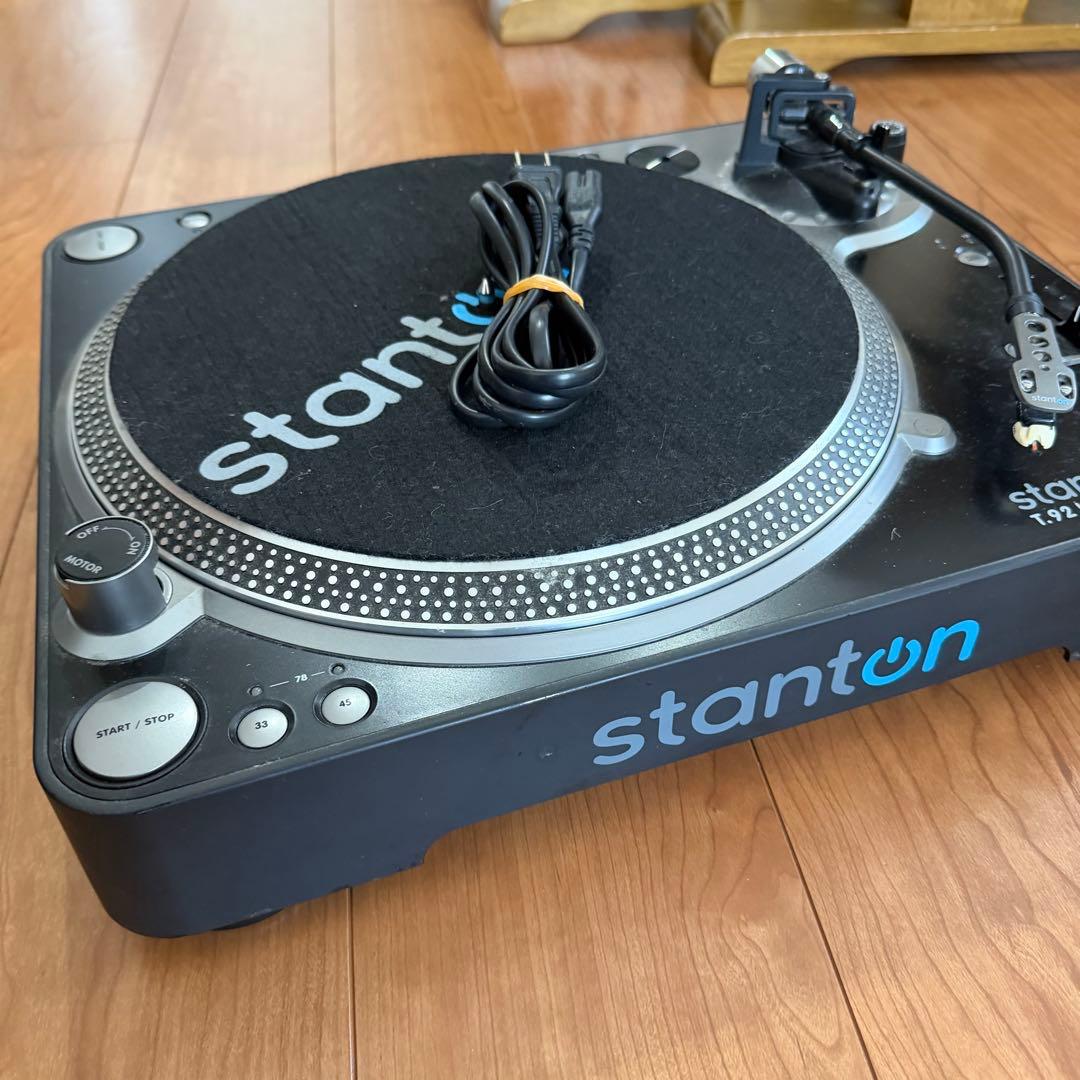 stanton T.92 USB ターンテーブル