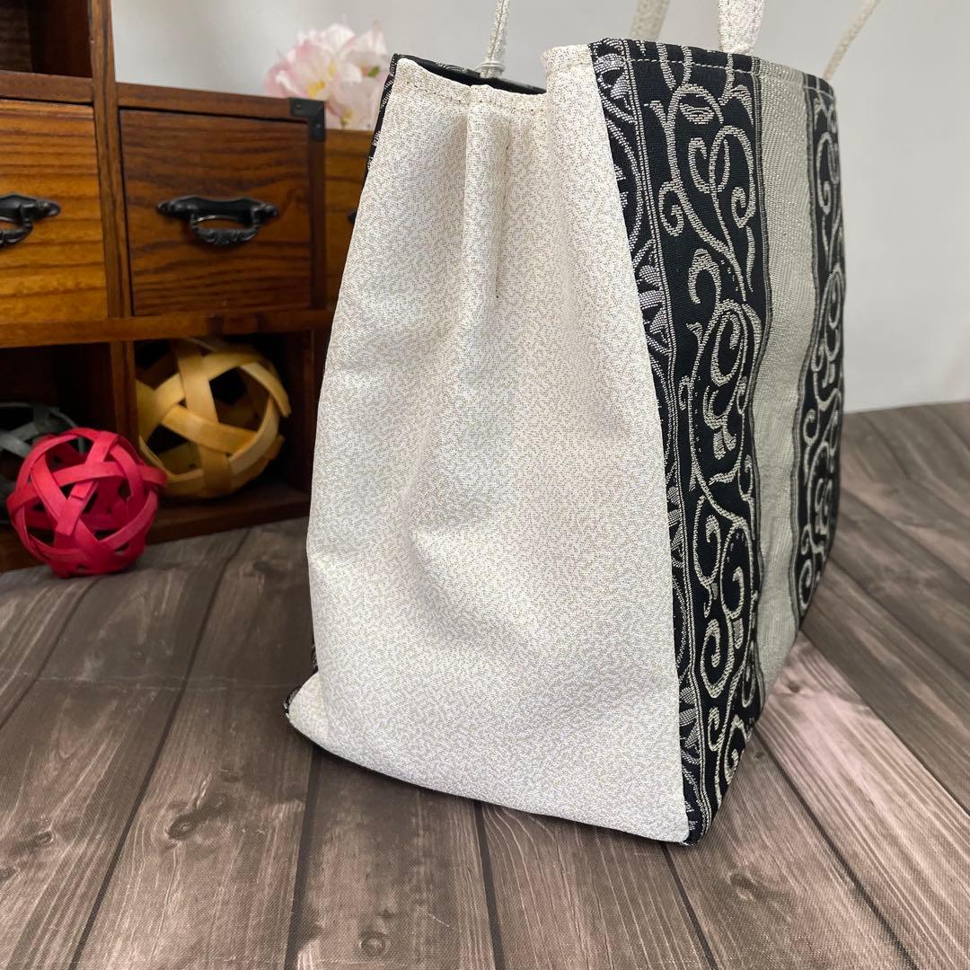 ☆2591✨SALE❣️✨西陣帯地使用✨大容量手提げバッグ　新品