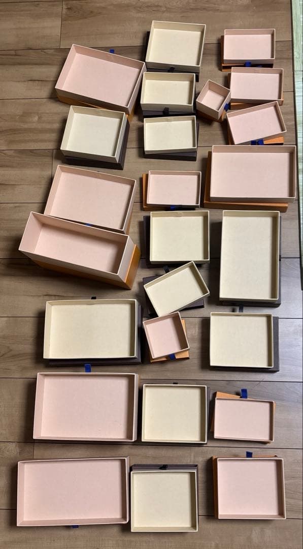 ギフト箱　まとめ25個　VUITTON空箱